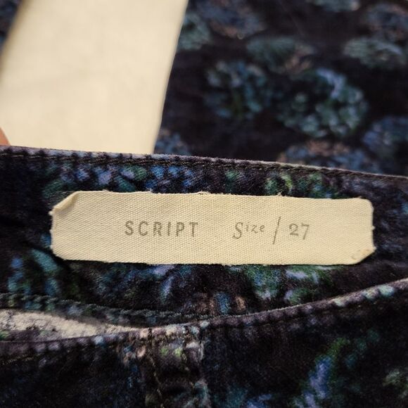 NWOT Anthropologie Pilcro and the Letterpress script velvet skinny floral pants - Picture 6 of 10